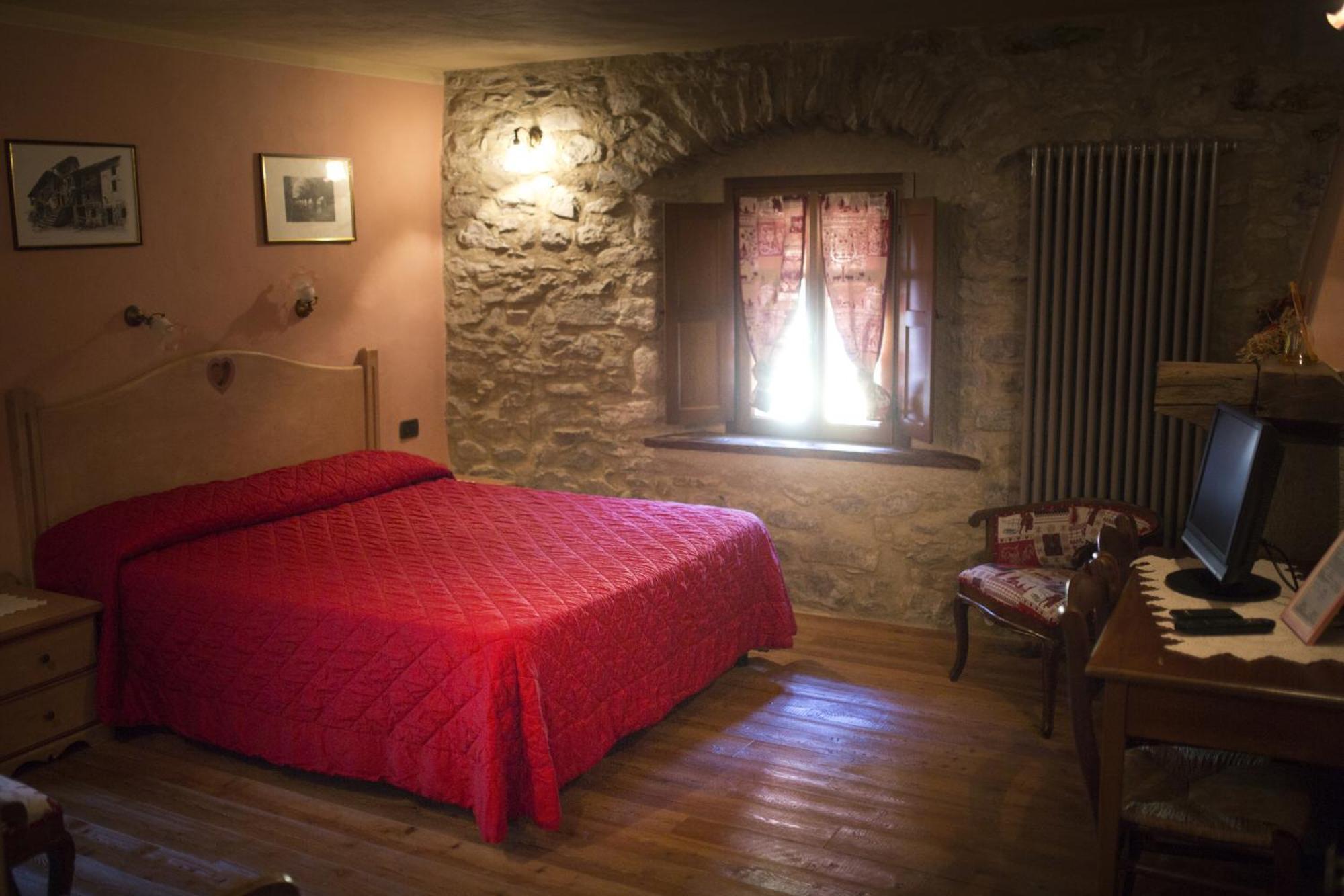 La Maison Des Vignerons Chambres D'Hotes B&B Donnaz Ngoại thất bức ảnh